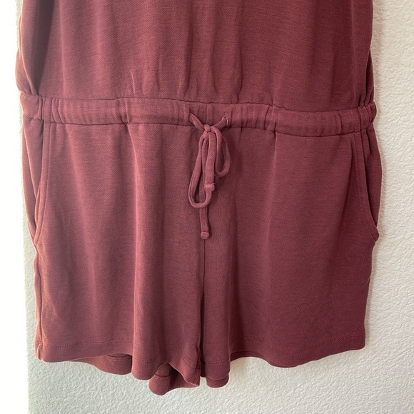 Daily Ritual Women's Burgundy Sunwashed Sleeveless Modal Blend V Neck Romper L - Picture 3 of 8